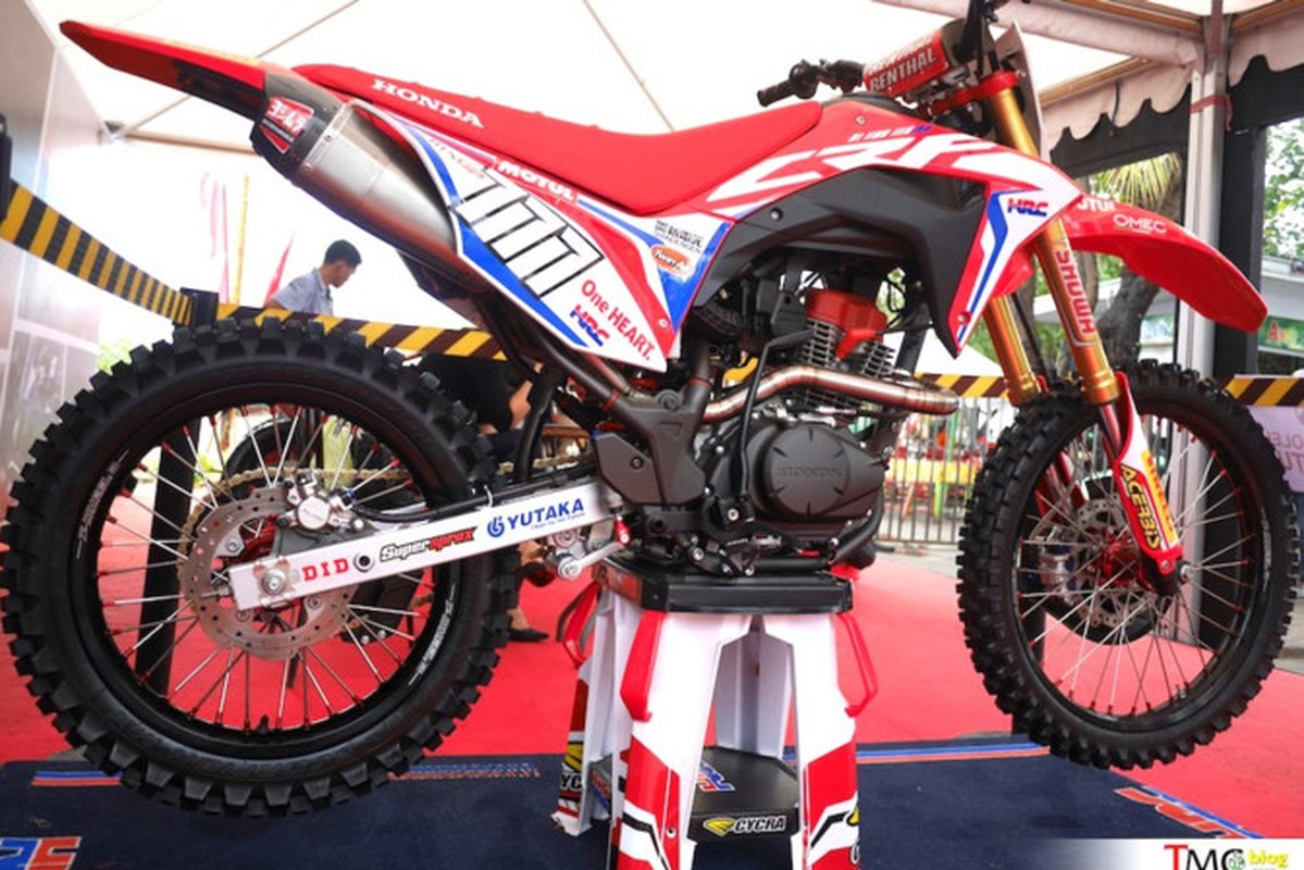 Honda &quot;nha hang&quot; cao cao gia re Honda CRF150 moi